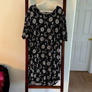 Celestial sun/moon print stretchy tshirt dress